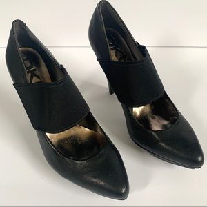 DKNYC Nara leather heels size 6